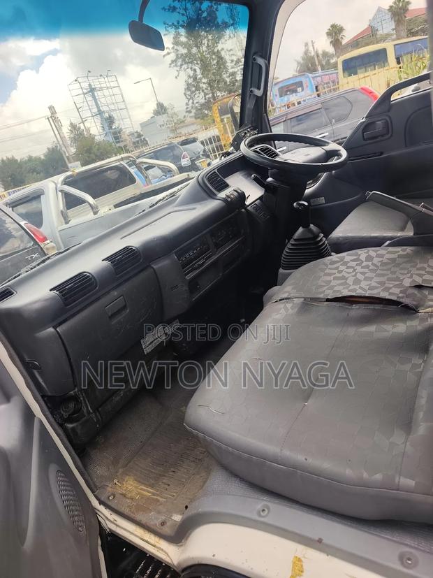 Isuzu NKR Local - thumbnail 7