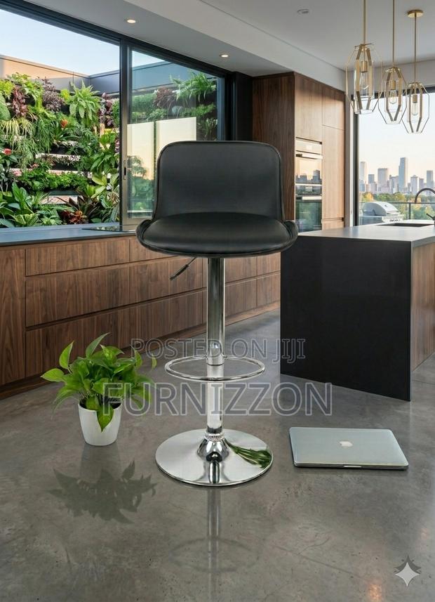 Comfortable Adjustable Backrest Stool