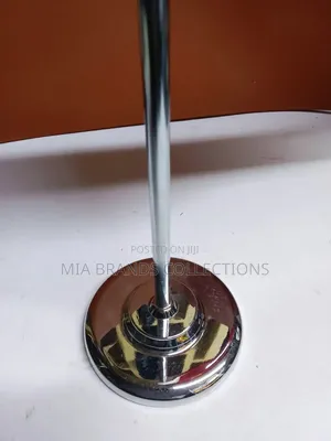 Silver Flag Table Stand