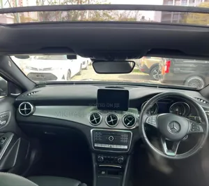 Mercedes-Benz GLA-Class 2018 Gray