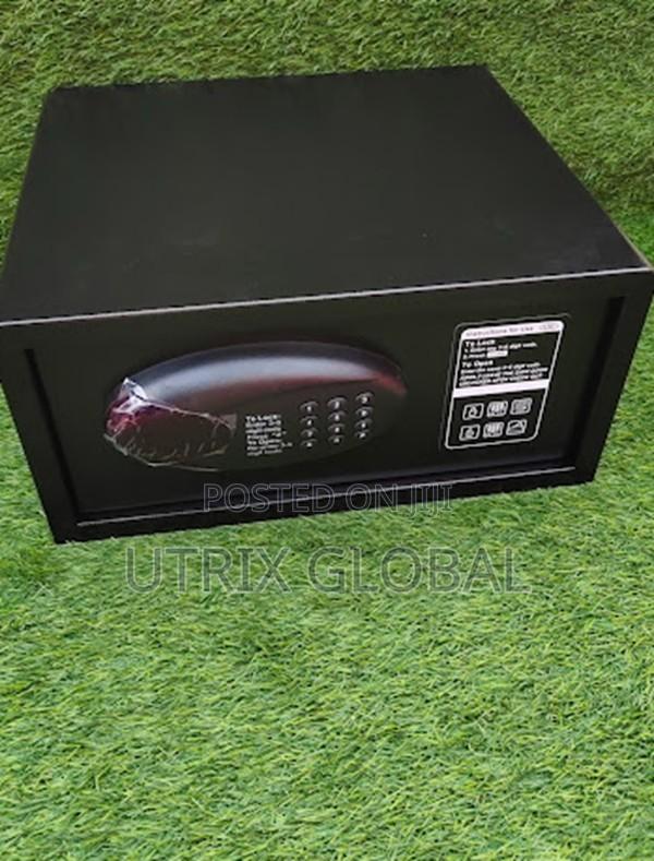 9kgs Secure Cash Box With Key Override