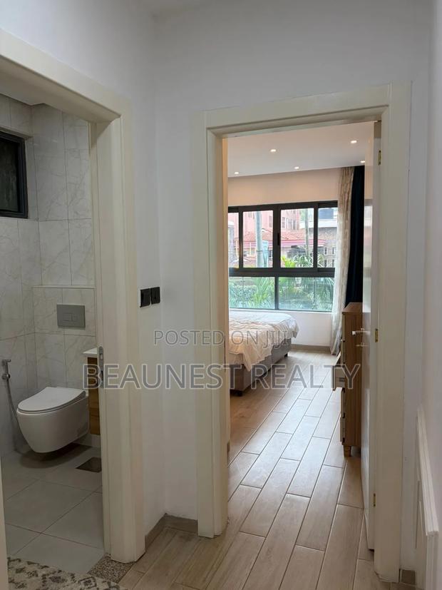 3bdrm Duplex in Valley Arcade for sale - thumbnail 4