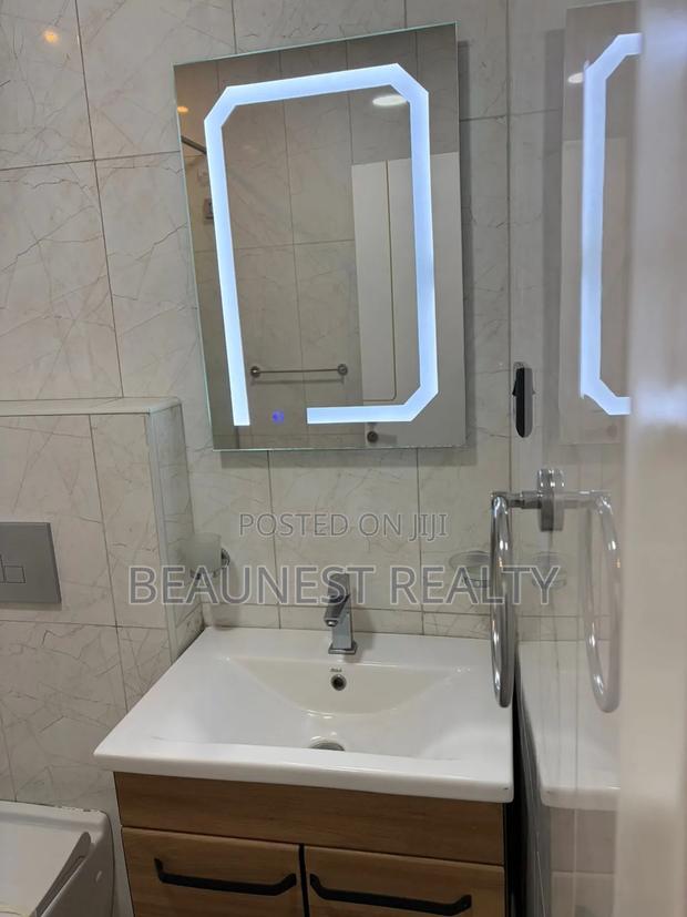 3bdrm Duplex in Valley Arcade for sale - thumbnail 9