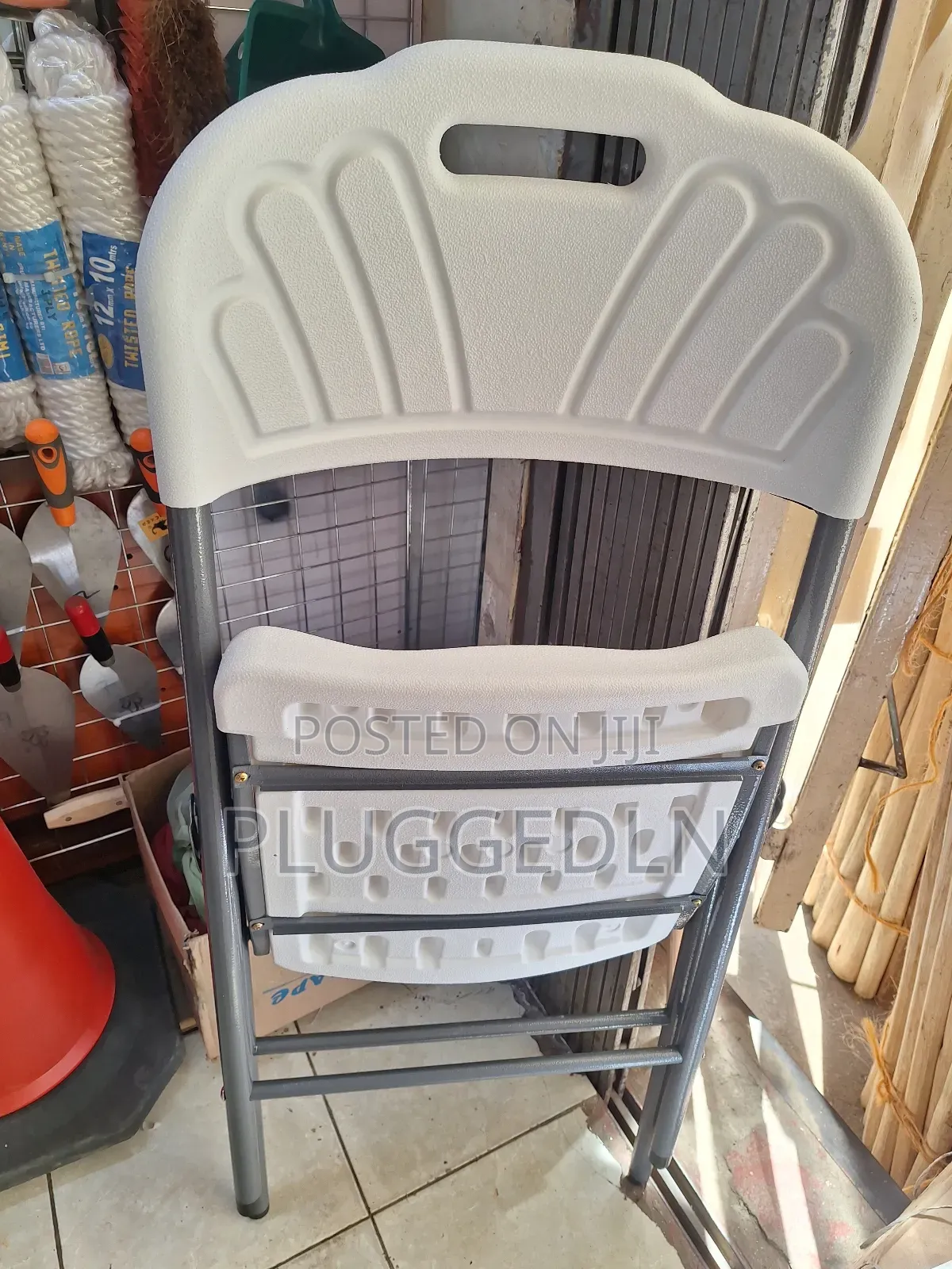 Heavy-Duty Portable Folding Chair