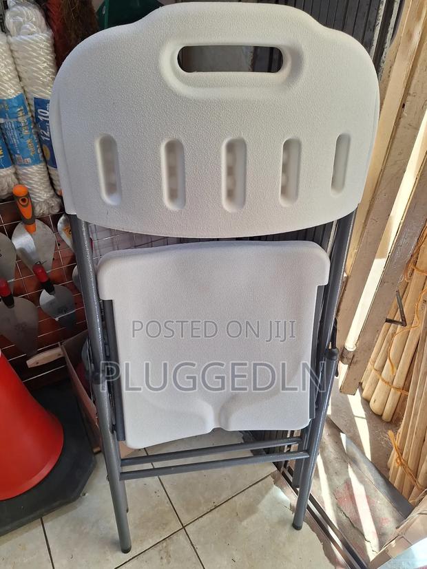 Heavy-Duty Portable Folding Chair - thumbnail 3
