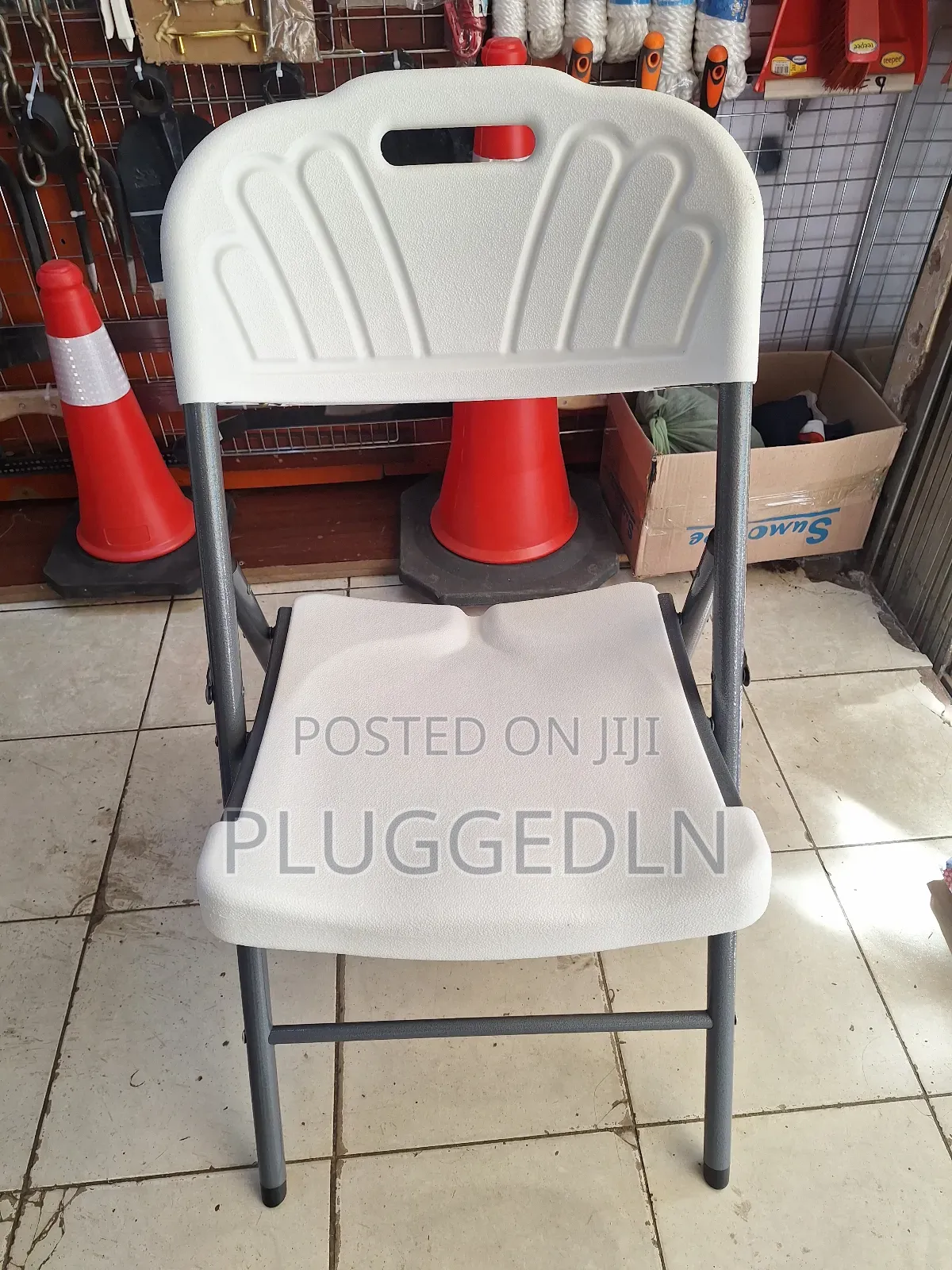Heavy-Duty Portable Folding Chair