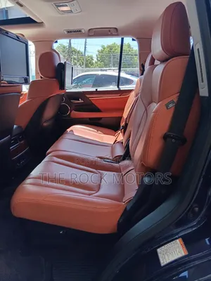 Lexus LX 570 AWD 2018 Blue