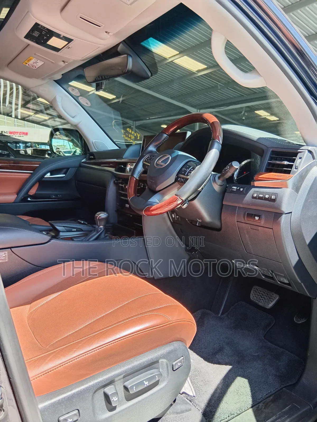 Lexus LX 570 AWD 2018 Blue