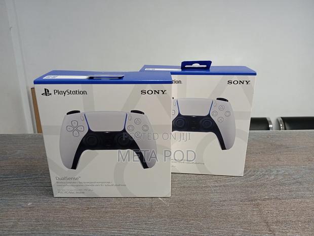 Sony Playstation 5 Wireless Controller - main view