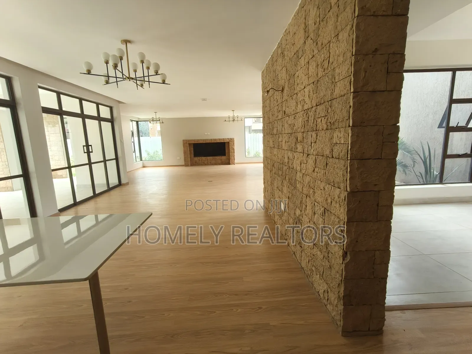 6bdrm Mansion in Karen, Nairobi for sale