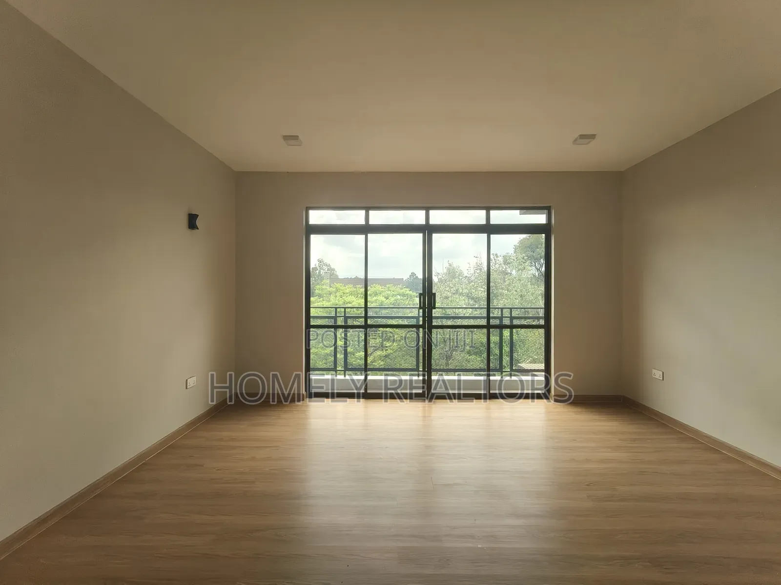 6bdrm Mansion in Karen, Nairobi for sale