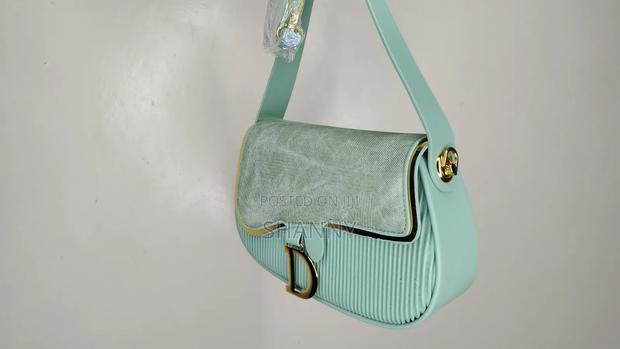 Fashion Handbag - thumbnail 4