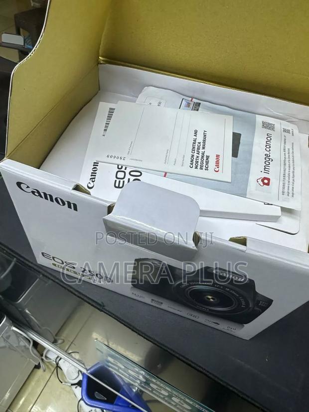 Canon Camera Eos 250d - thumbnail 2