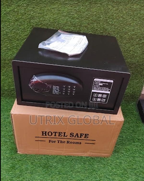 9kgs Secure Money Safe With Digital Keypad - main view
