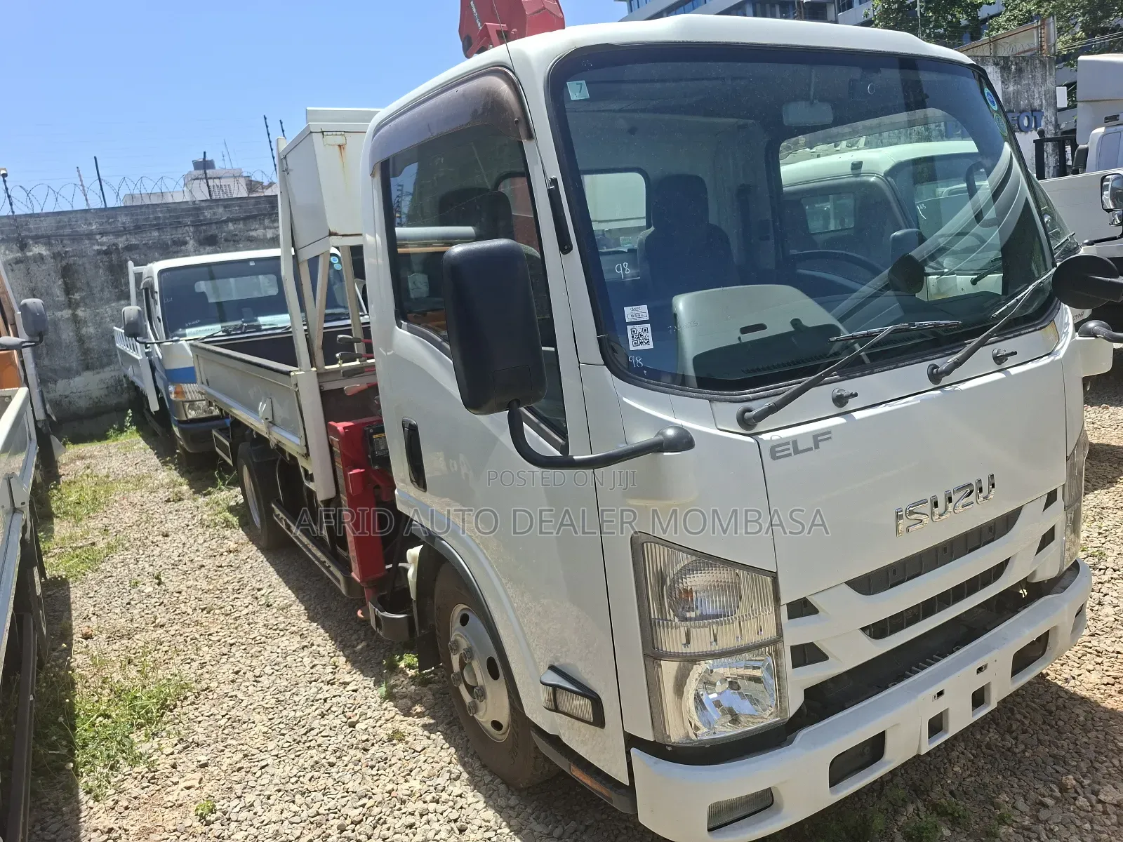 Isuzu Elf 3t Crane 2019