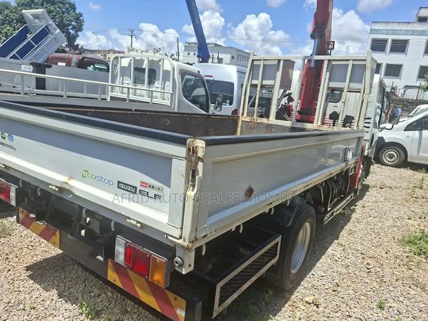 Isuzu Elf 3t Crane 2019 - thumbnail 8