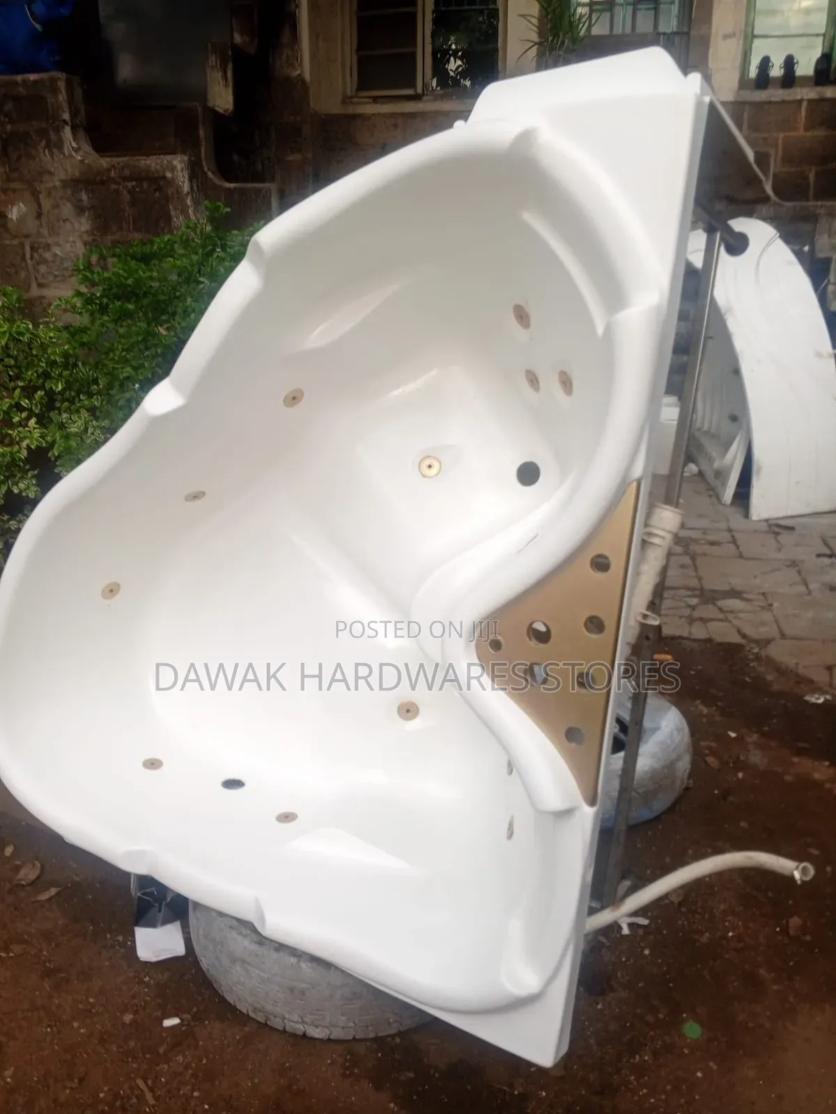 Heart Shaped Acrylic Jacuzzi