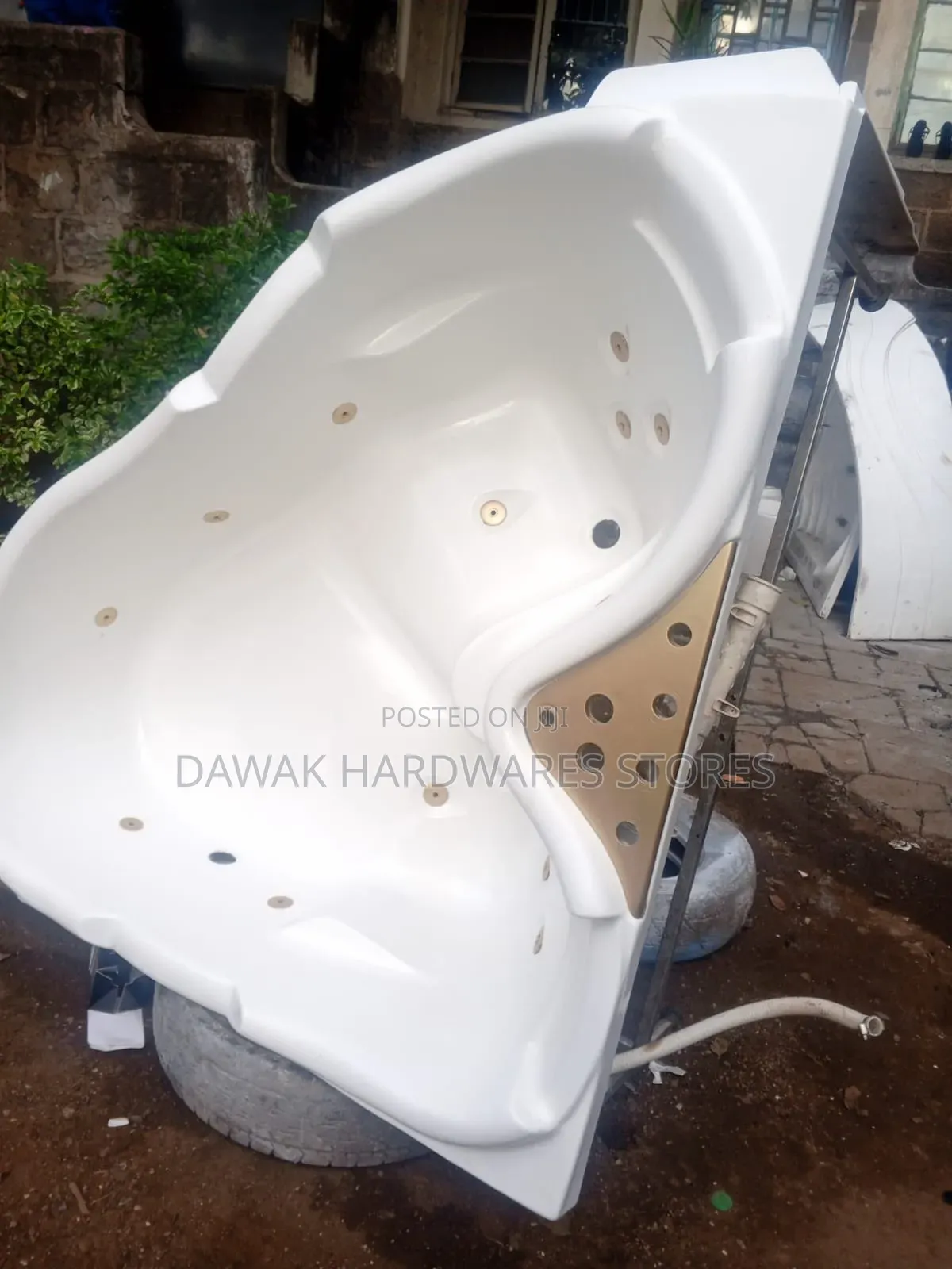 Heart Shaped Acrylic Jacuzzi