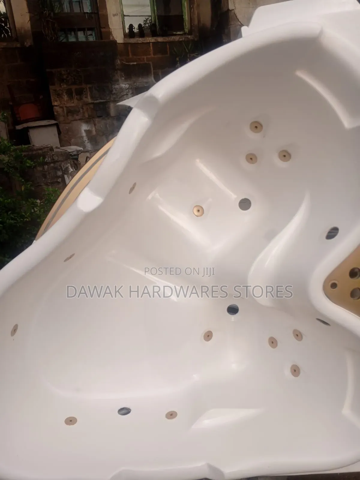 Heart Shaped Acrylic Jacuzzi