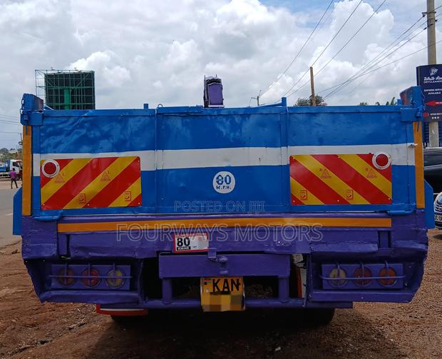 Nissan Diesel 1992 Blue - thumbnail 6