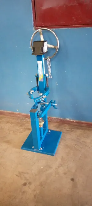 Manual Spring Compressor
