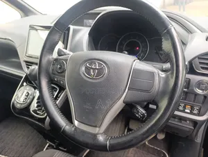 Toyota Voxy 2018 Black