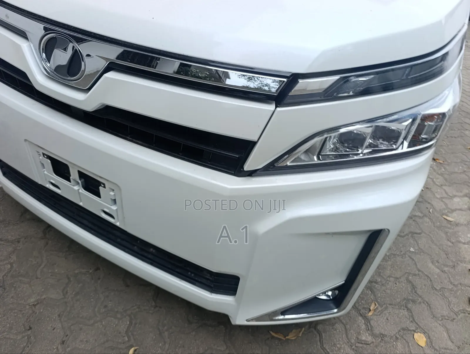 Toyota Voxy 2018 White
