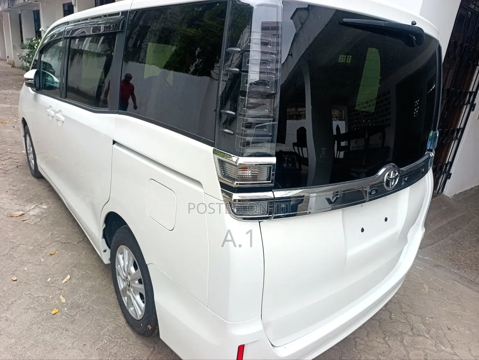 Toyota Voxy 2018 White