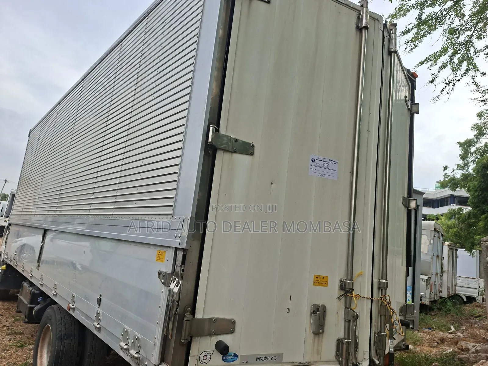 Fuso Fighter Cover Body 10t 2018