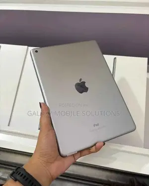 Apple iPad 10.2 (2019) 128 GB Gray