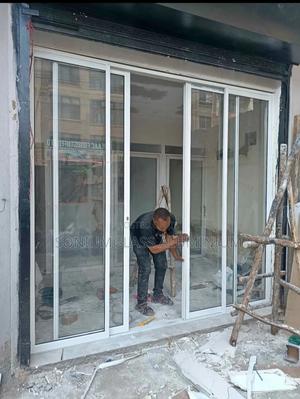 Sliding Doors - thumbnail 2