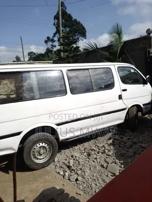 Toyota HiAce 2007 White