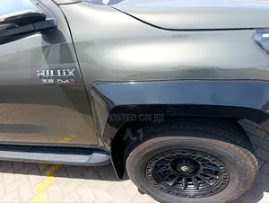 Toyota Hilux Revo Double Cab Deisel 2.8 AWD 2019 Gray