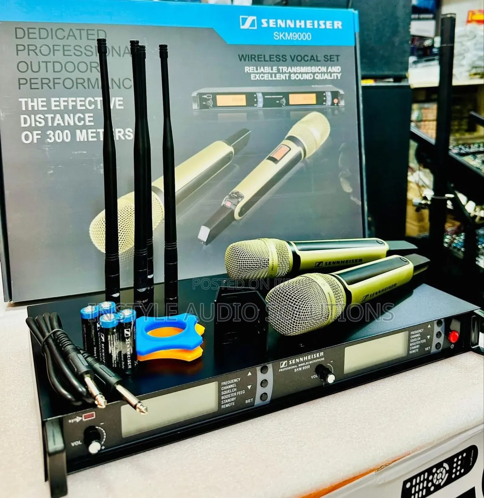 Senneizer Skm9000 300 Meters Vocal Wireless Microphone.