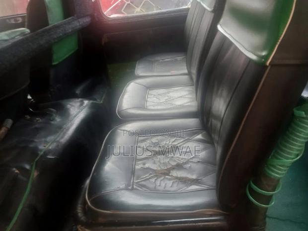 Toyota HiAce 2007 White - thumbnail 6