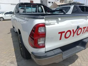 Toyota Hilux Revo Single Cab Deisel 2.8 AWD 2019 Pearl
