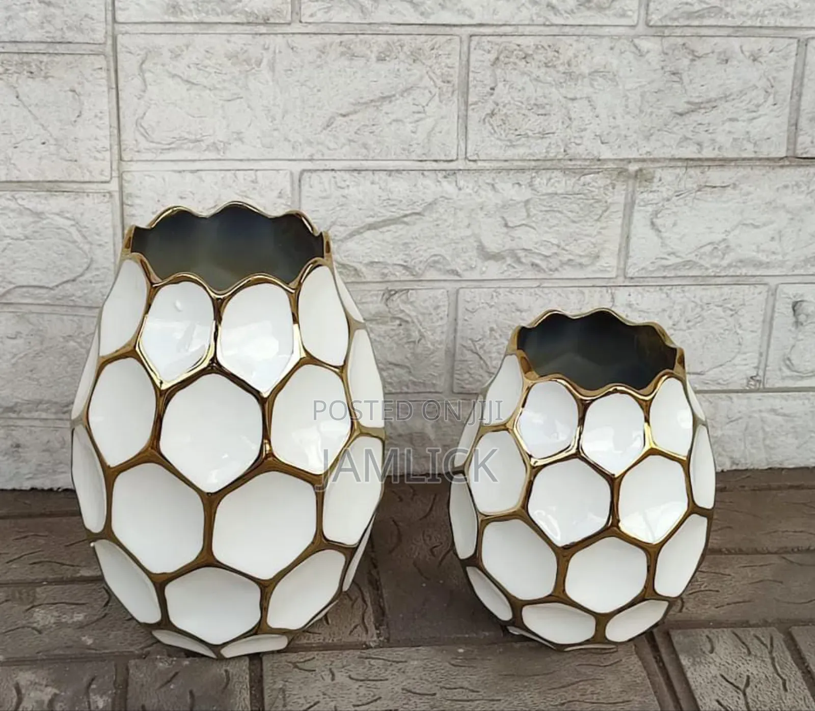 Unique Ceramic Flower Vase - Sp