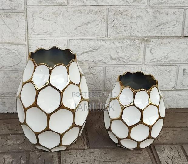 Unique Ceramic Flower Vase - Sp - main view