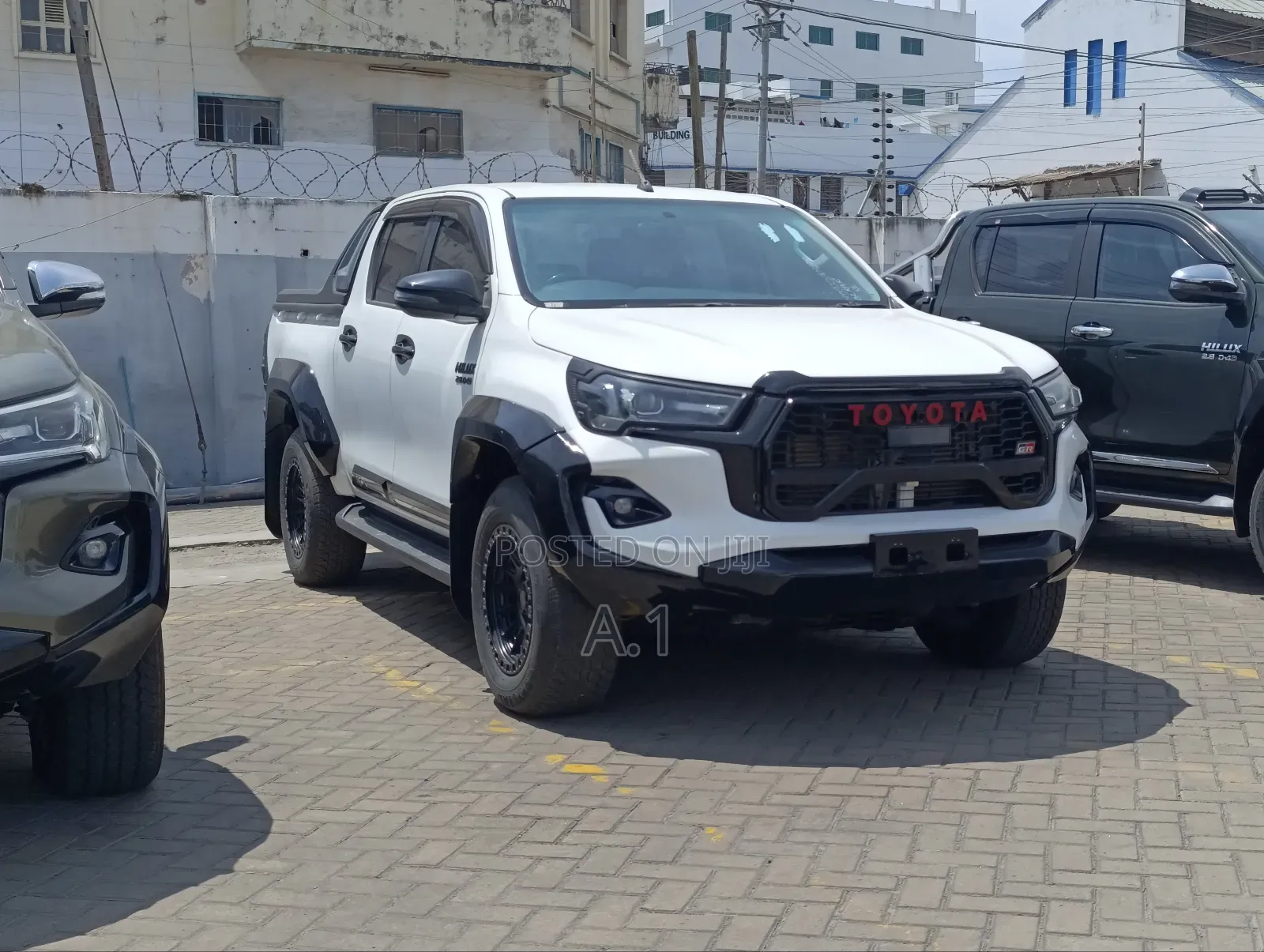Toyota Hilux Revo Double Cab Deisel 2.8 AWD 2019 White