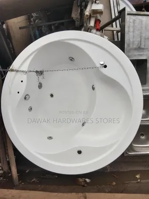 Round Acrylic Jacuzzi