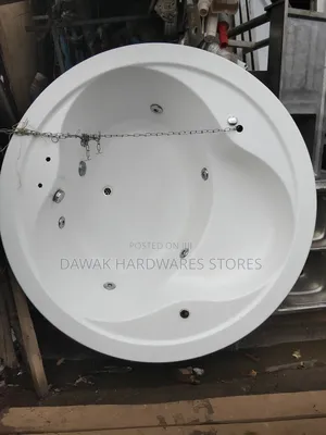 Round Acrylic Jacuzzi
