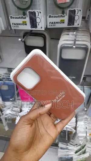 Elago iPhone 14 Pro Max Liquid Silicone Case -Brown