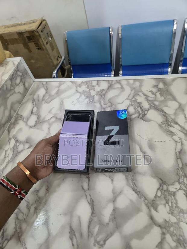 Samsung Galaxy Z Flip3 5G 256 GB Purple - thumbnail 3