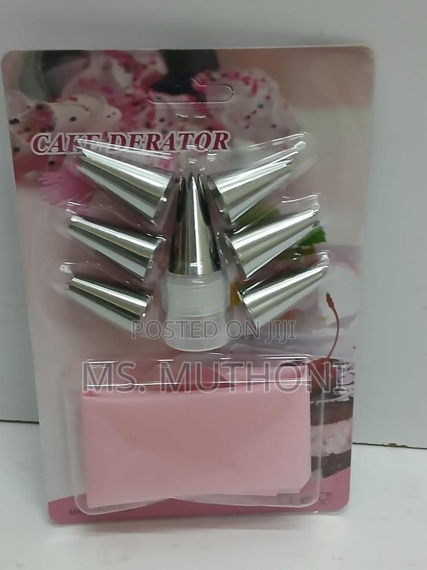 Multifunctional Cake Decorating Tools Set - thumbnail 2