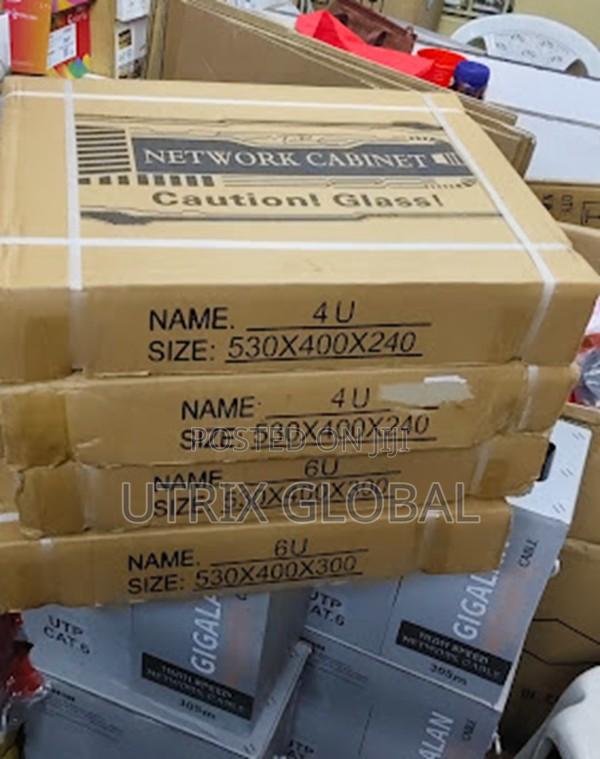 4u Lockable Server Rack 530×400×240 - main view