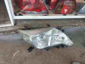 Prado 2017 Headlight Non Zenon
