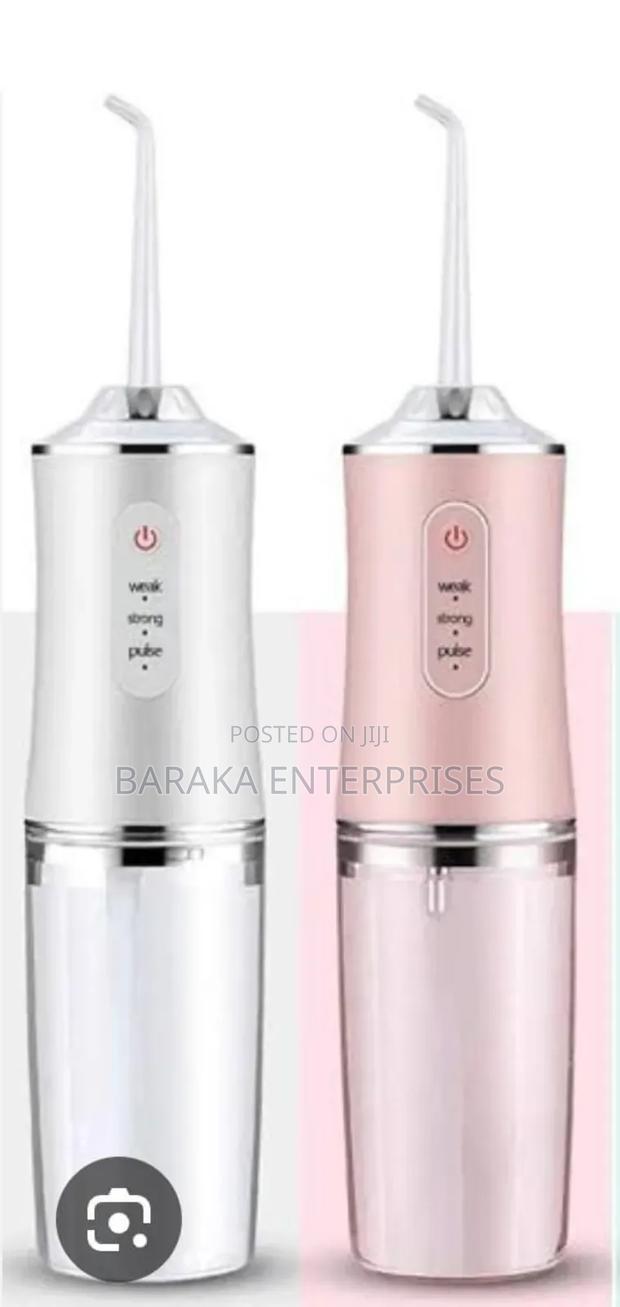 Rechargeable Portable Oral Care Irrigator With 4 Nozzles