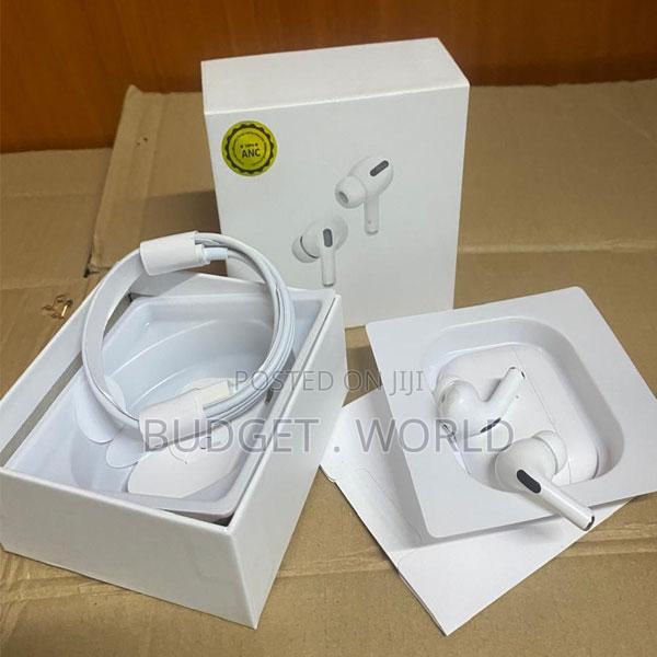 Type-C Charging Pro 2 Bluetooth Earbuds - main view