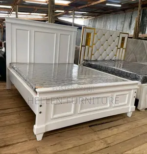 Board Panel Bed