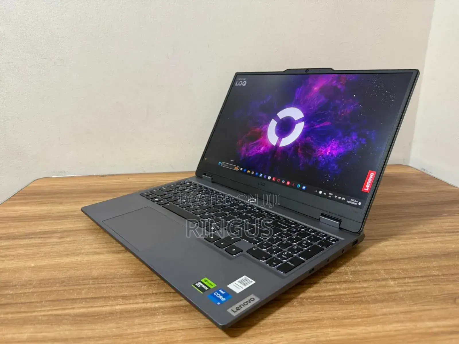 New Laptop Lenovo LOQ 15ARP9 16GB Intel Core i7 SSD 512GB